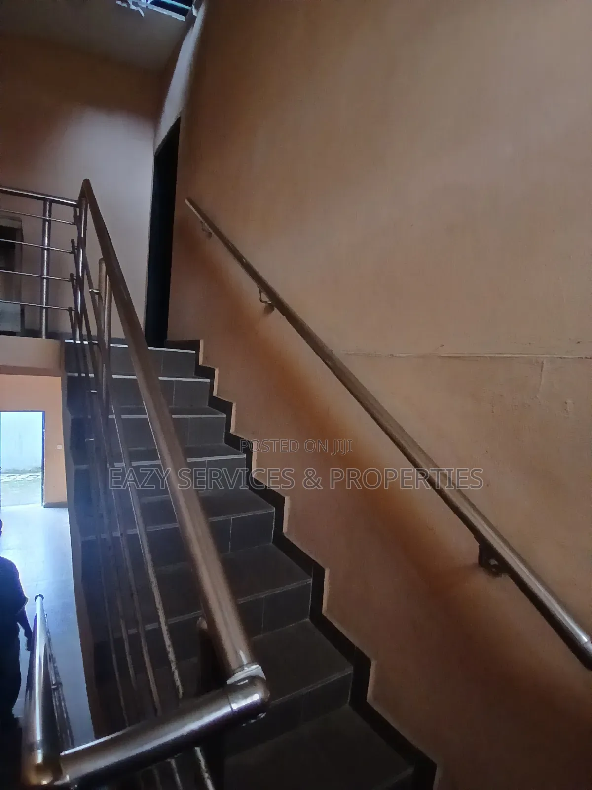 1bdrm Shared Apartment in Off Lekki-Epe Expressway for rent