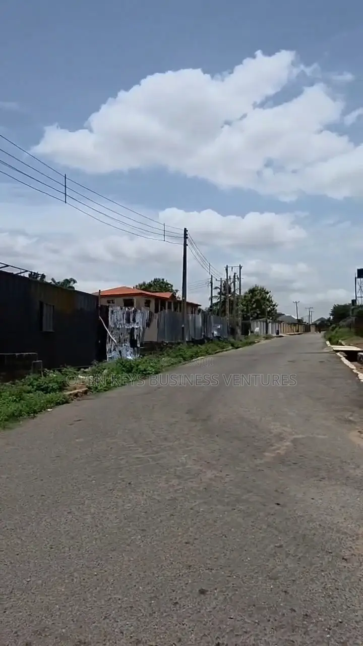 5bdrm Bungalow in Beside Omobolanle, Akobo for sale