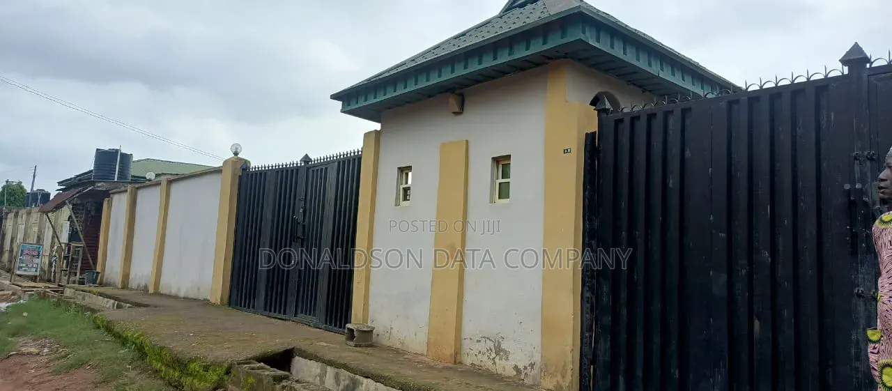 3bdrm Block of Flats in Nelson Cole Estate, Ifako-Ogba for sale