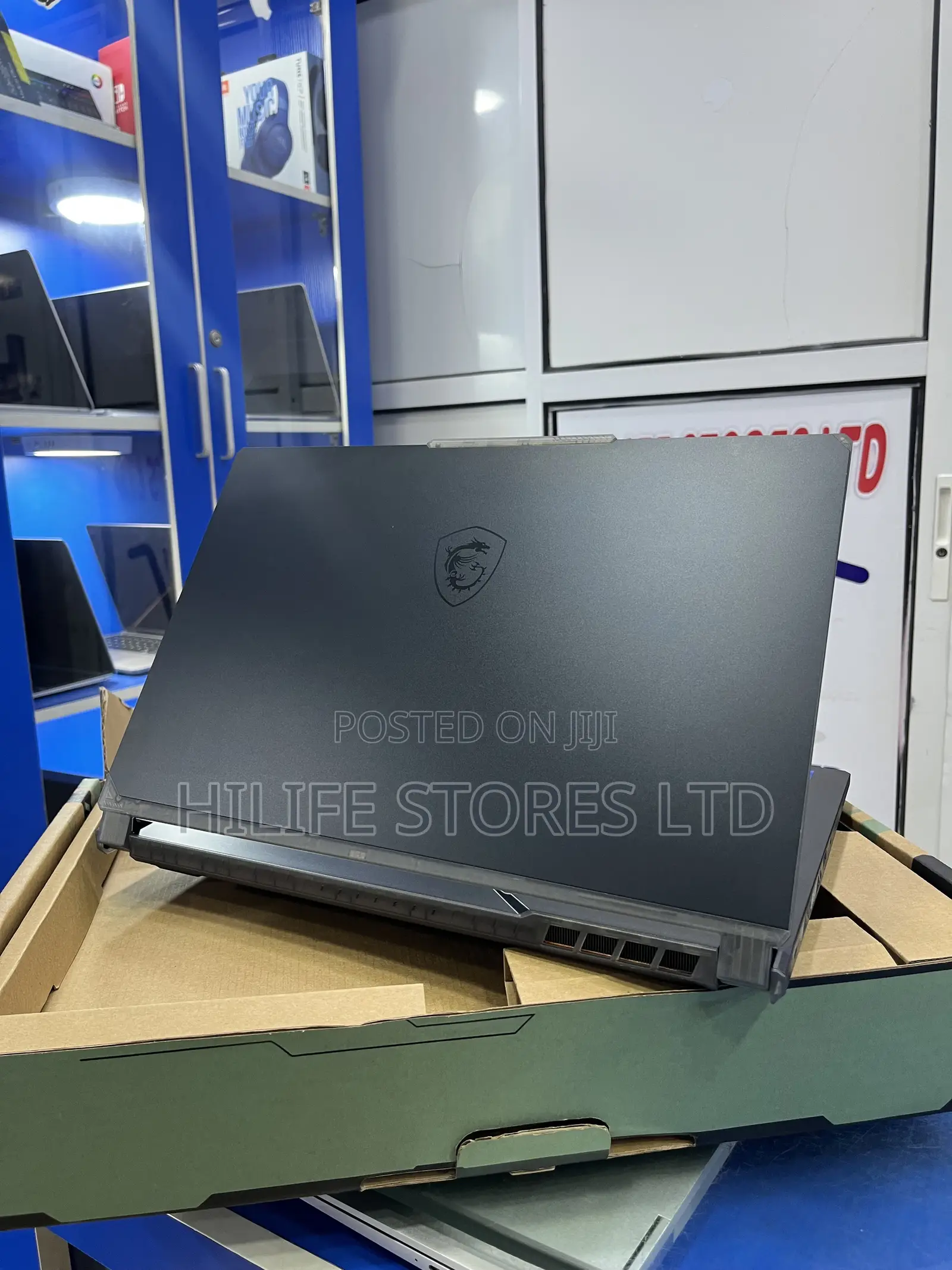 Laptop MSI Cyborg 15 16GB Intel Core i7 SSD 512GB