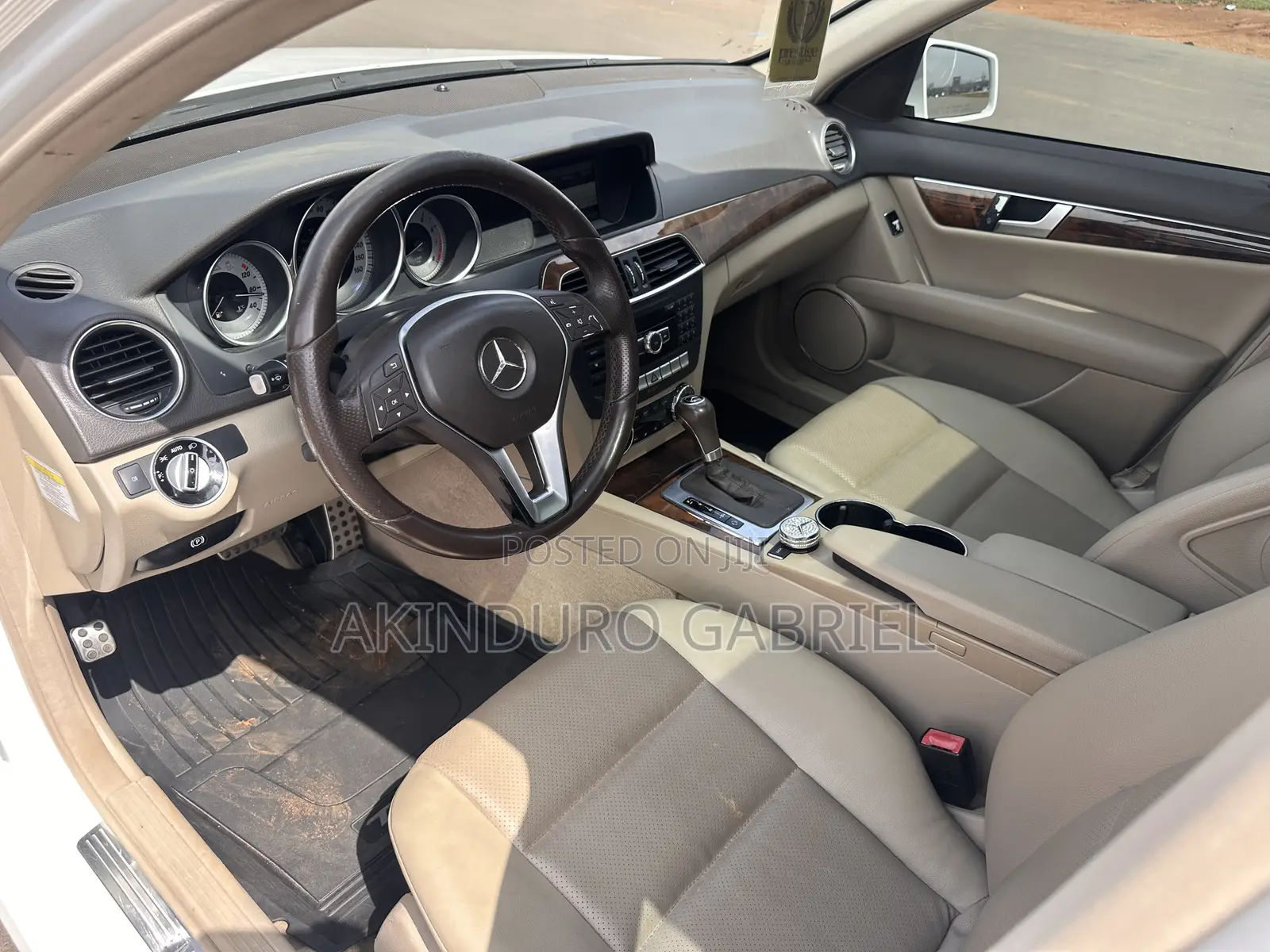 Mercedes-Benz C300 Luxury 4Matic Sedan AWD (3.5L 6cyl 7A) 2013 White
