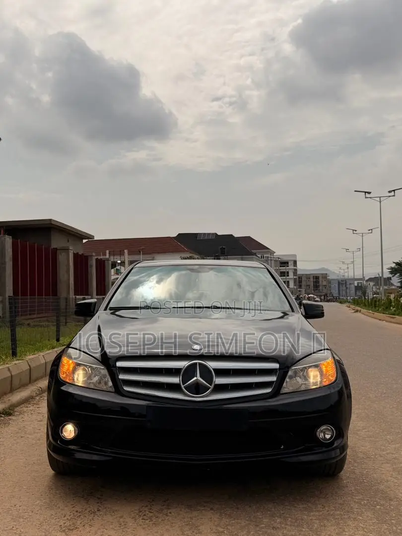 Mercedes-Benz C300 2008 Black