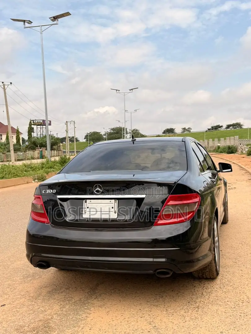Mercedes-Benz C300 2008 Black