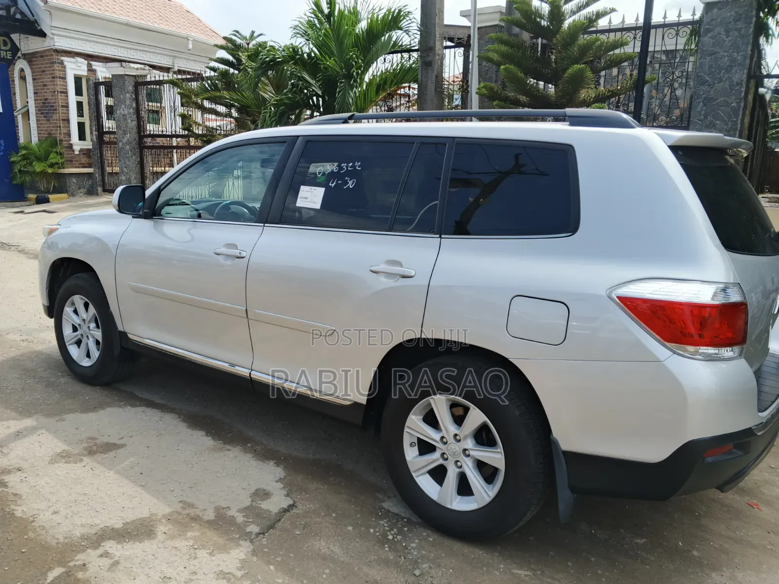 Toyota Highlander 2012 Silver