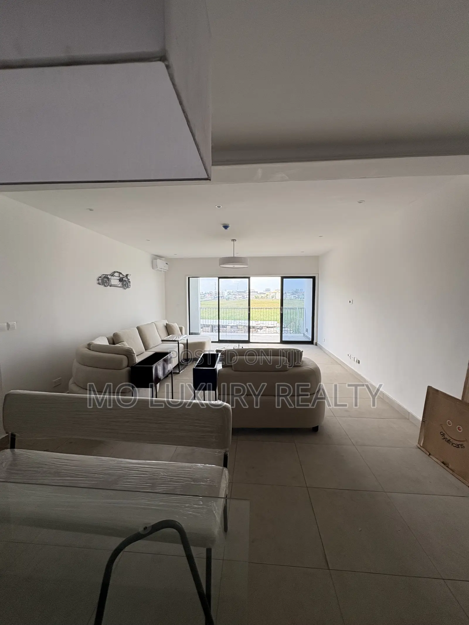 2bdrm Apartment in Lekki Phase 1 for sale