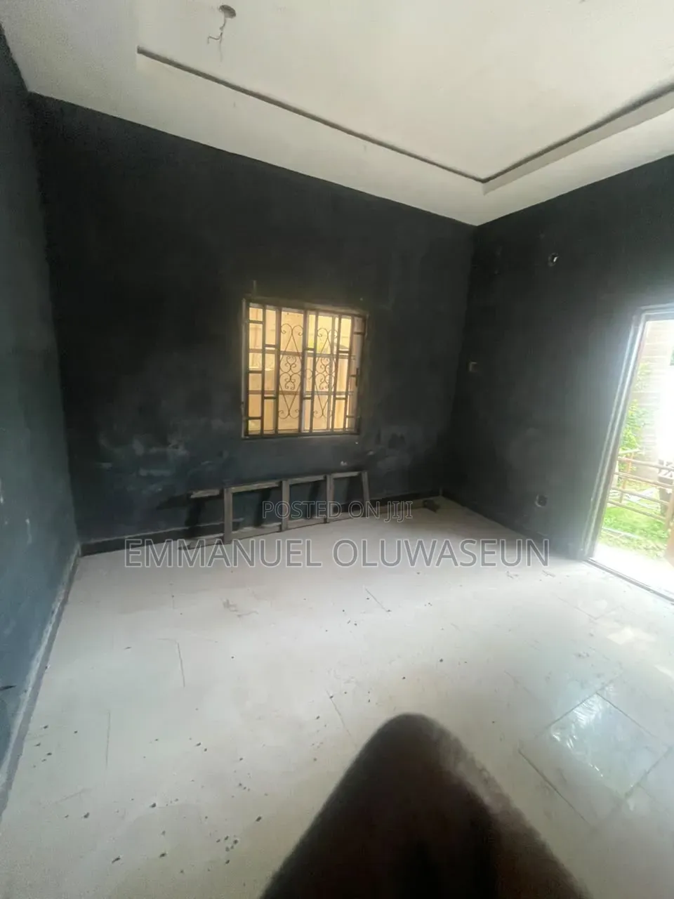 5bdrm Apartment in Groundfloor, Wuye for rent