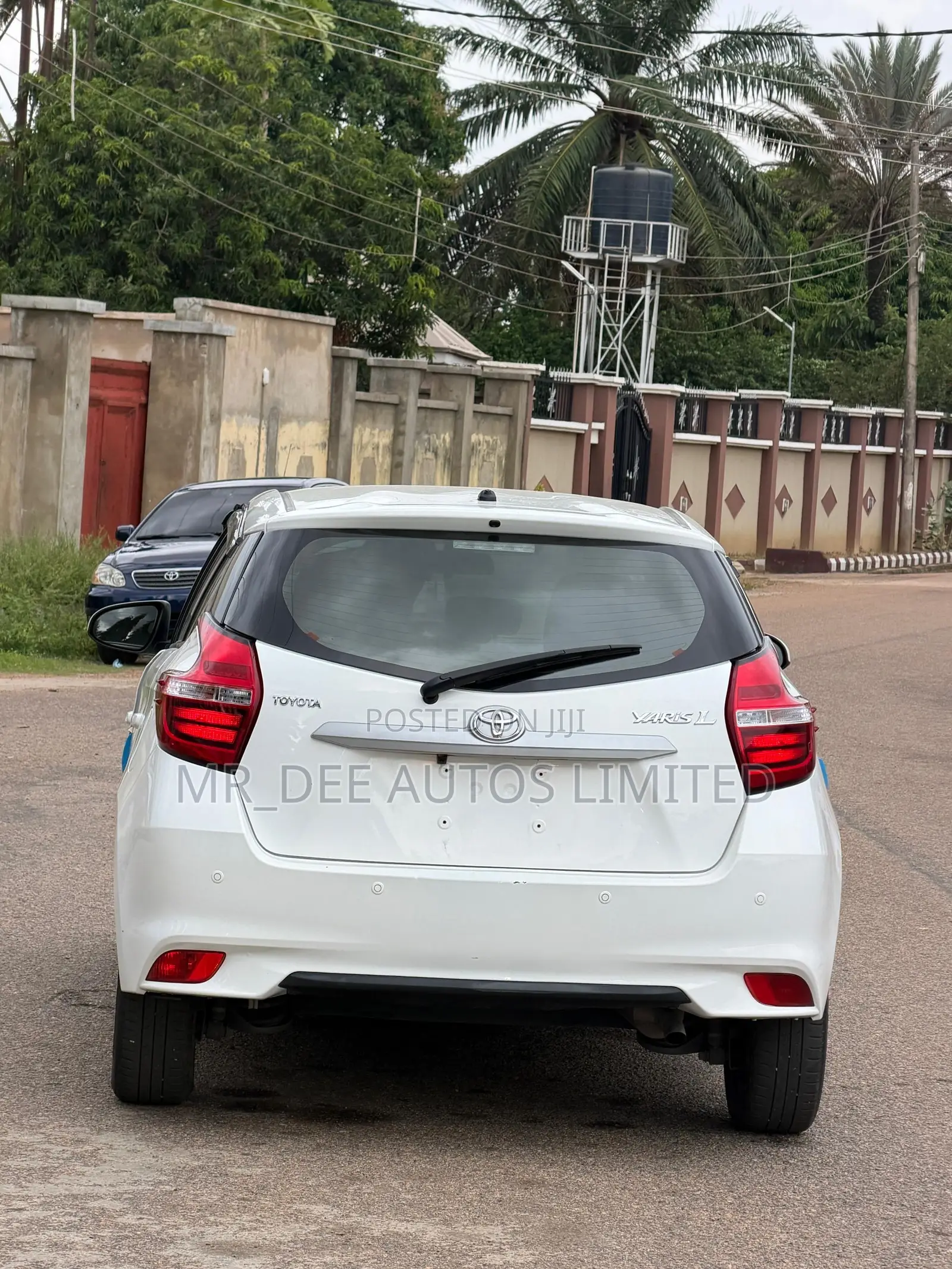Toyota Yaris 2021 White