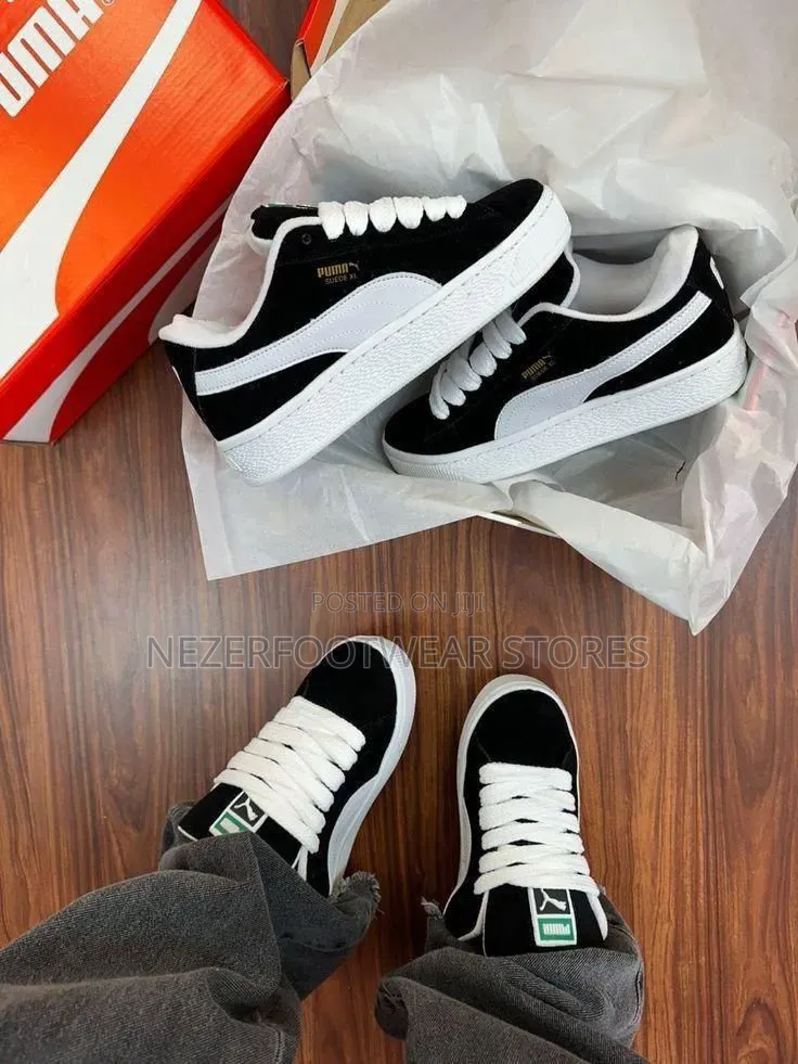 Luxury Puma New Unisex Sneakers.