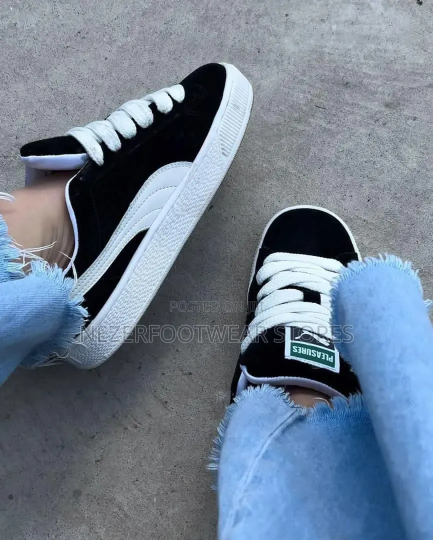 Luxury Puma New Unisex Sneakers.