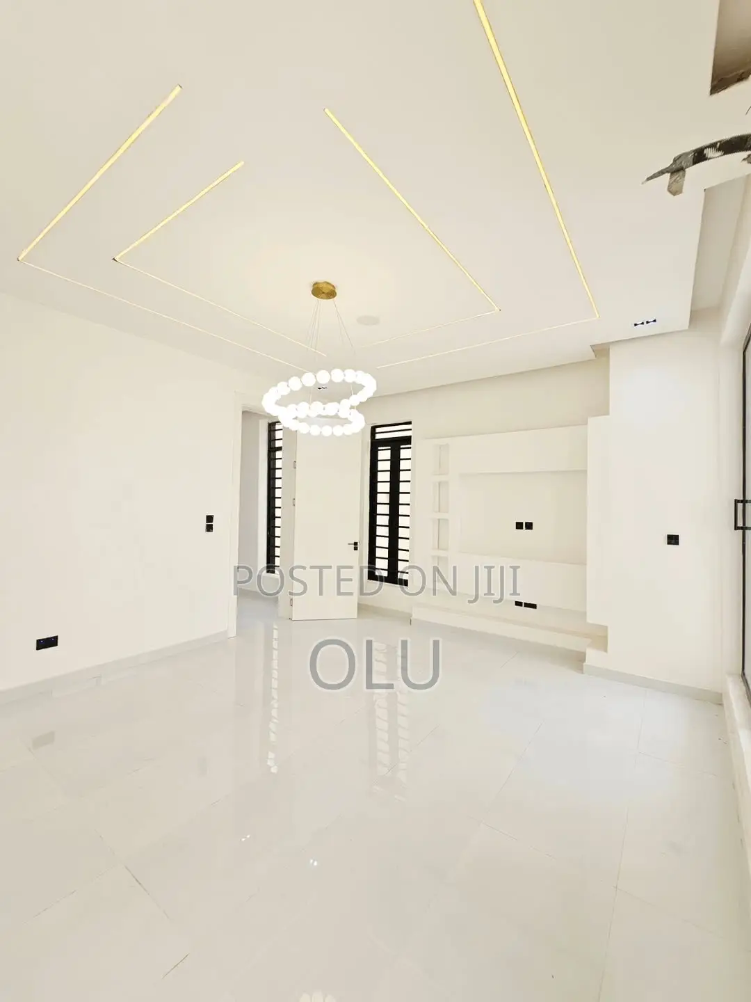 Furnished 5bdrm Duplex in Lekki Ph1 for sale