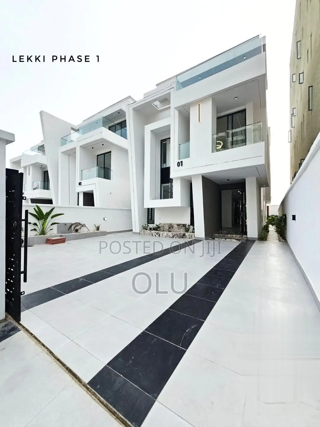 Furnished 5bdrm Duplex in Lekki Ph1 for sale