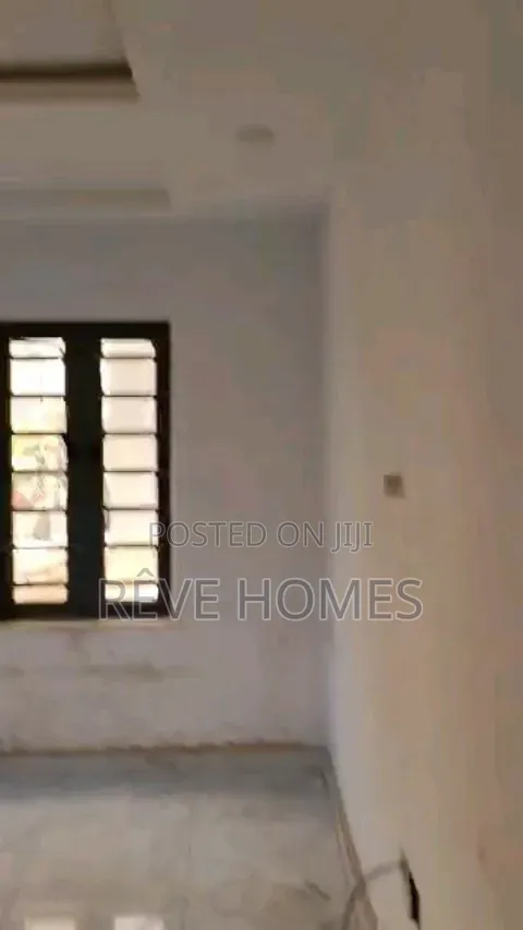 Furnished 2bdrm Block of Flats in Alagomeji for rent