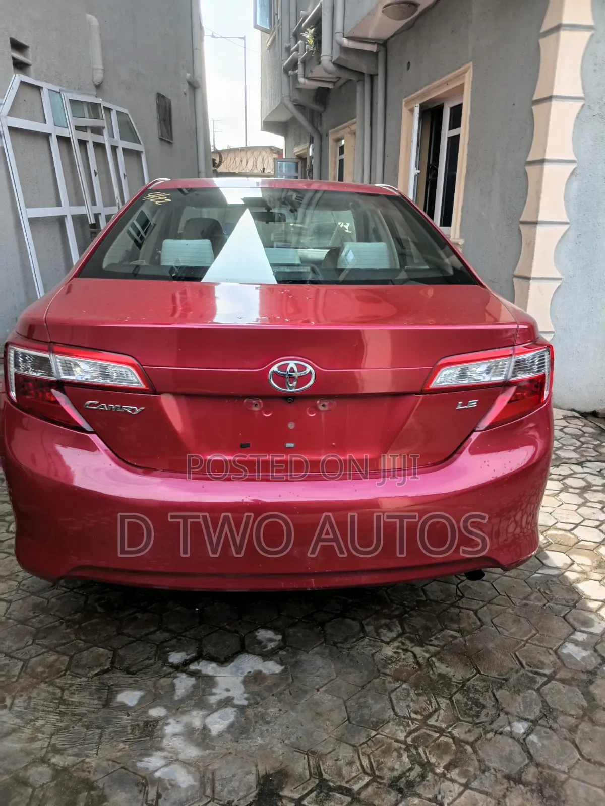 Toyota Camry LE 4dr Sedan (2.5L 4cyl 6A) 2013 Red