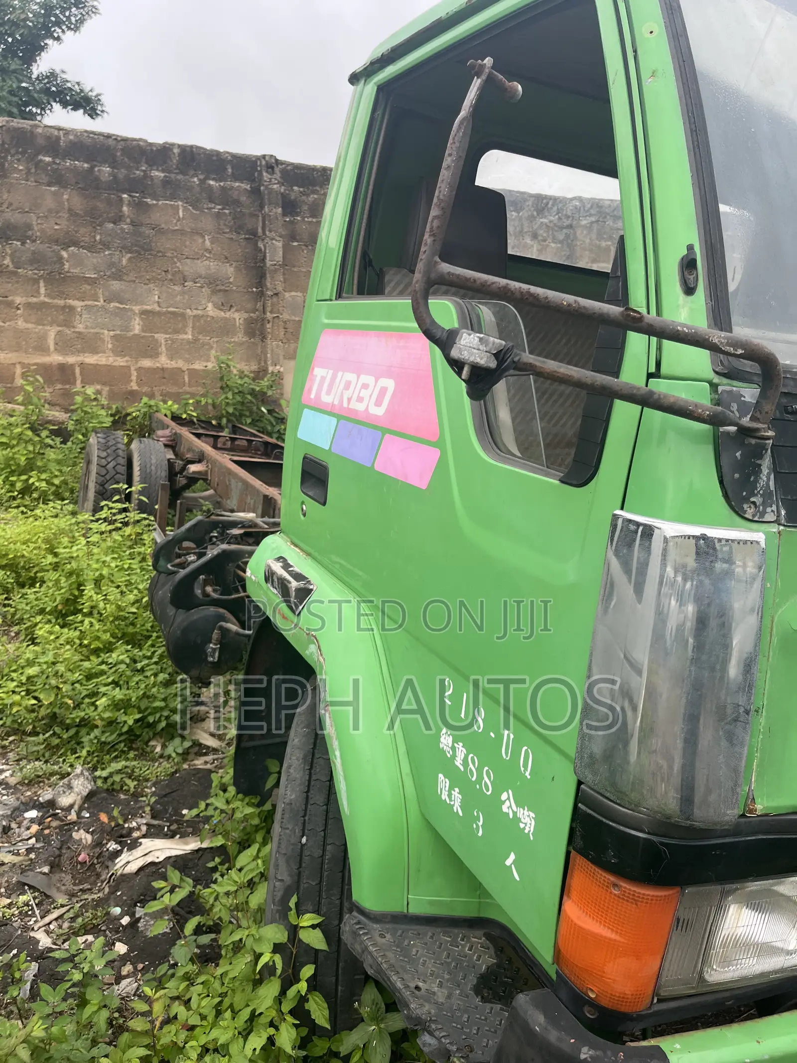 Neat Mitsubishi Fuso Canter