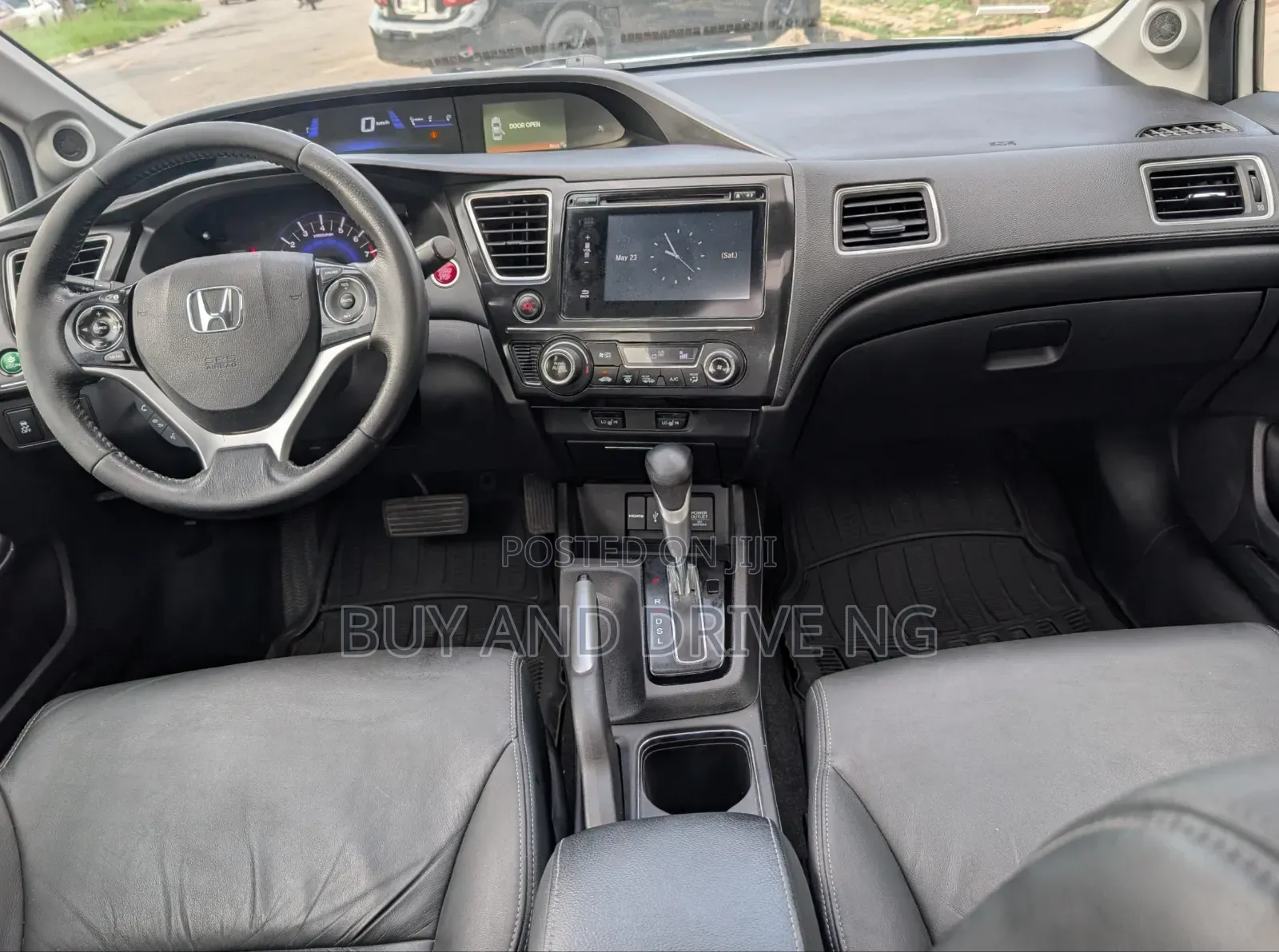 Honda Civic EX-L w/Navigation 2dr Coupe (1.8L 4cyl CVT) 2015 White