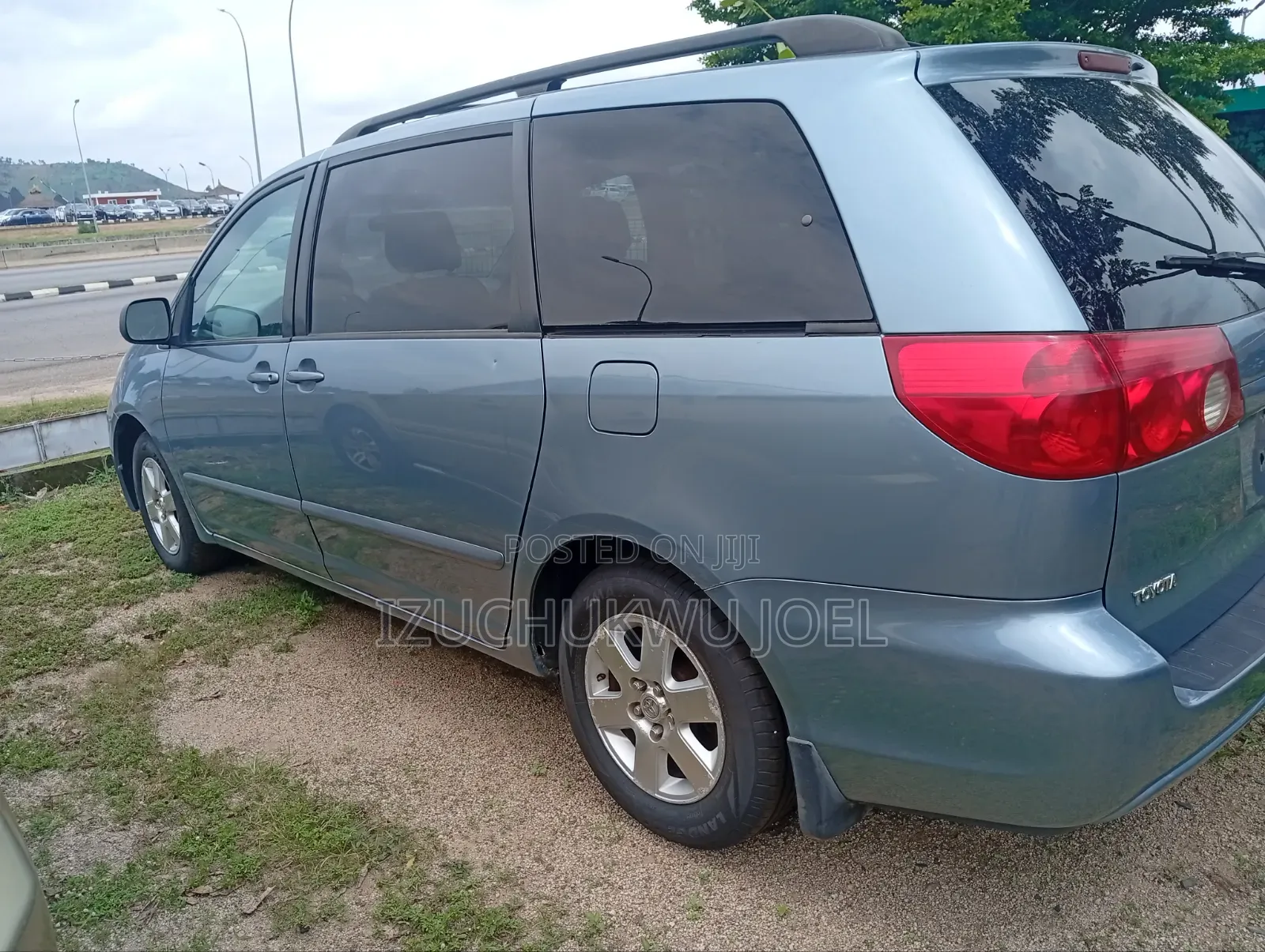 Toyota Sienna 2006 Blue