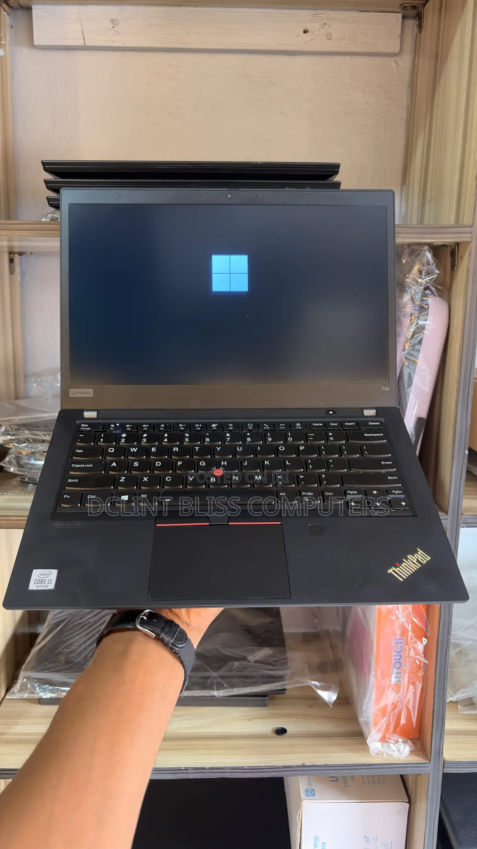 Laptop Lenovo ThinkPad T14 G4 16GB Intel Core i5 SSD 256GB