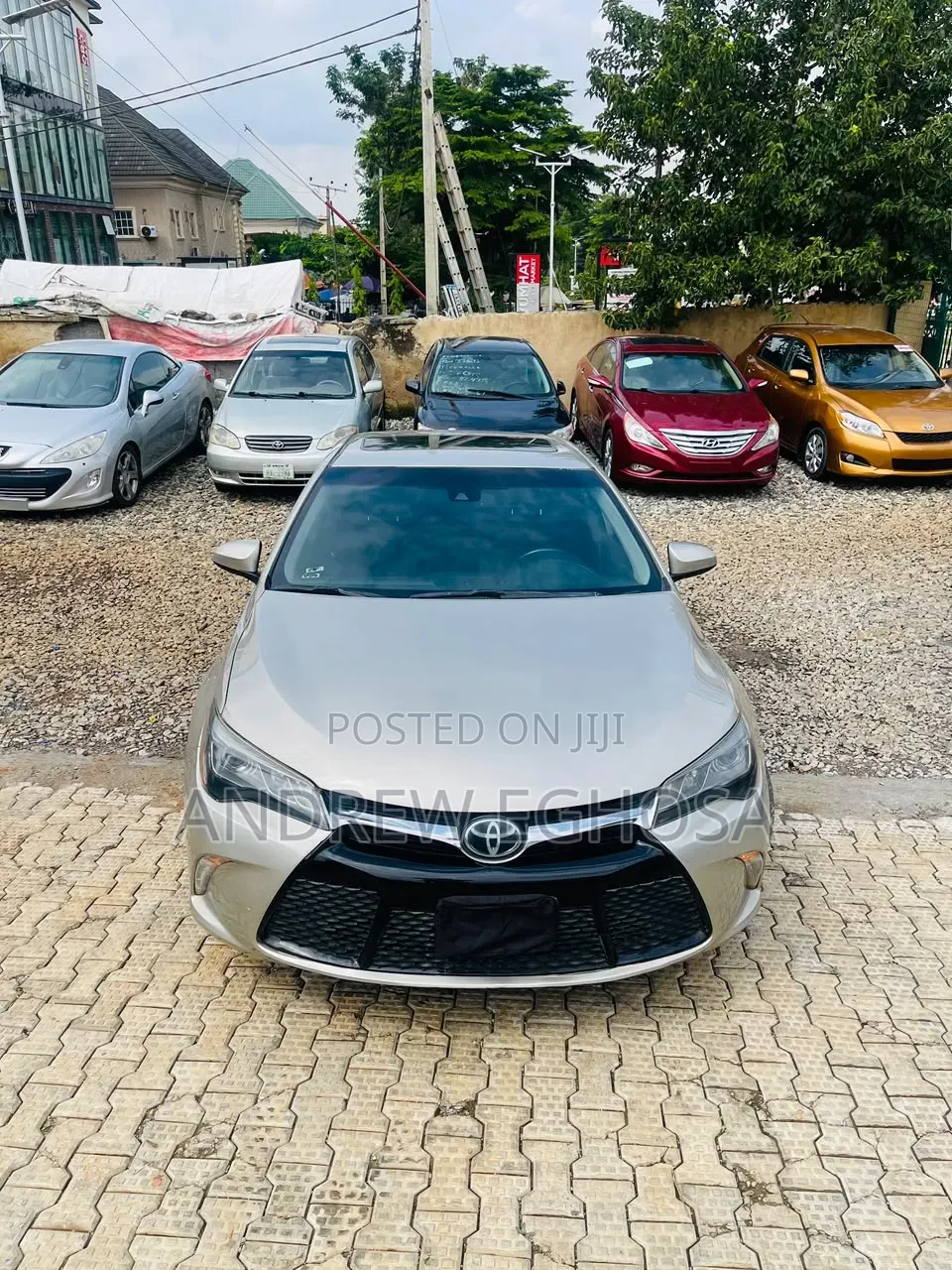 Toyota Camry 2015 Gold
