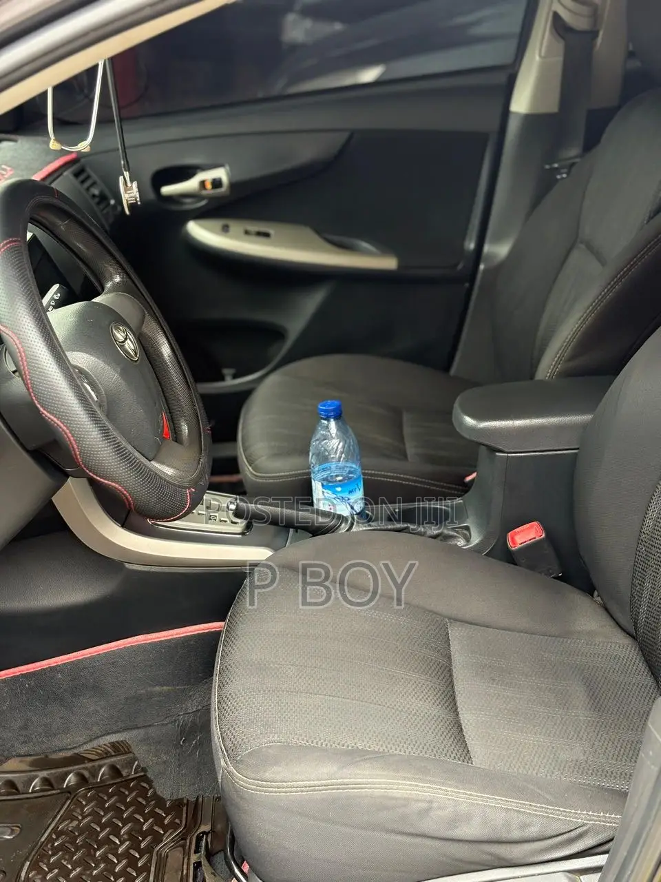 Toyota Corolla S 4dr Sedan (1.8L 4cyl 4A) 2013 Gray