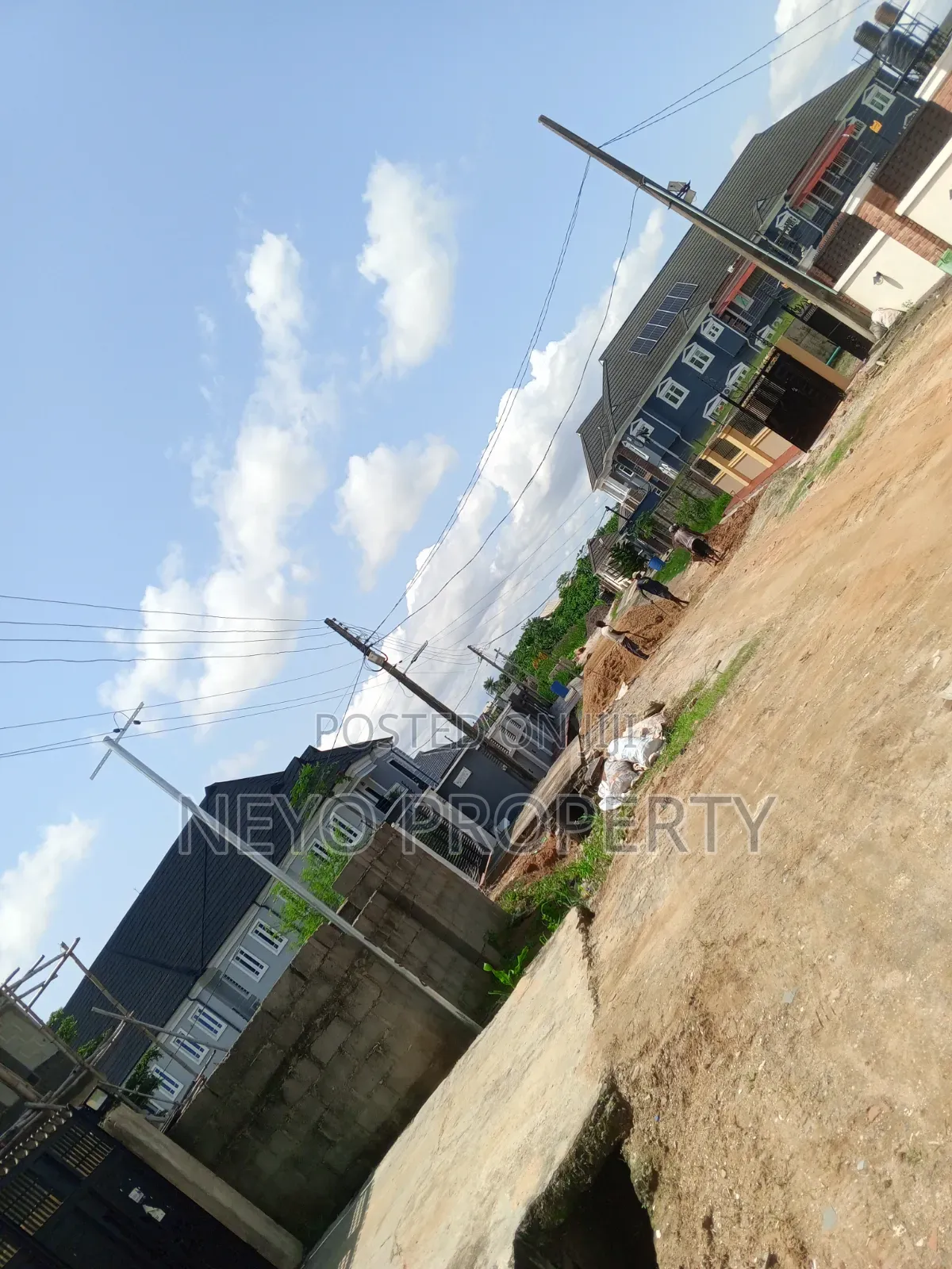 3bdrm Bungalow in Greenleaf Estate, Ebute for sale