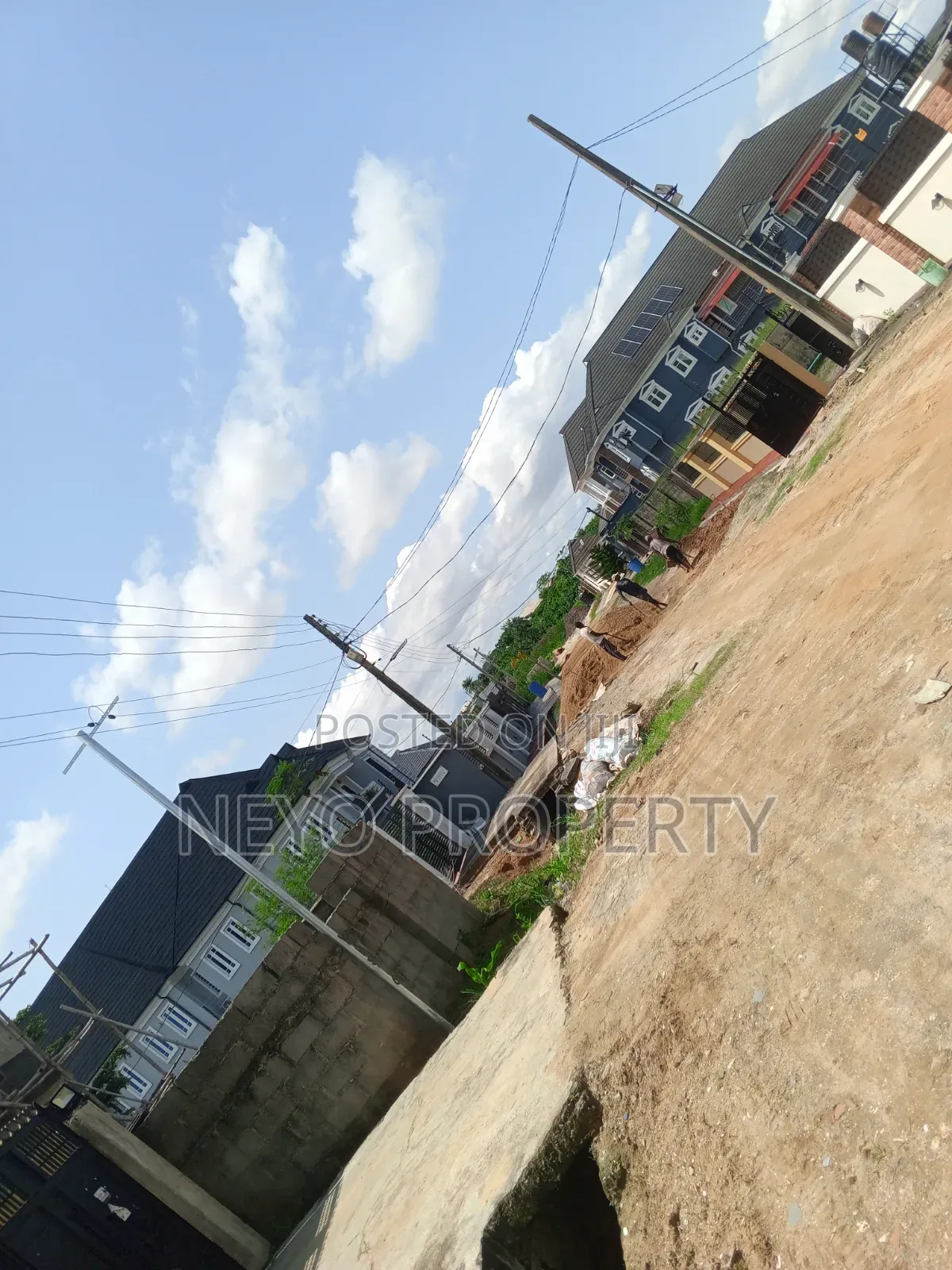3bdrm Bungalow in Greenleaf Estate, Ebute for sale