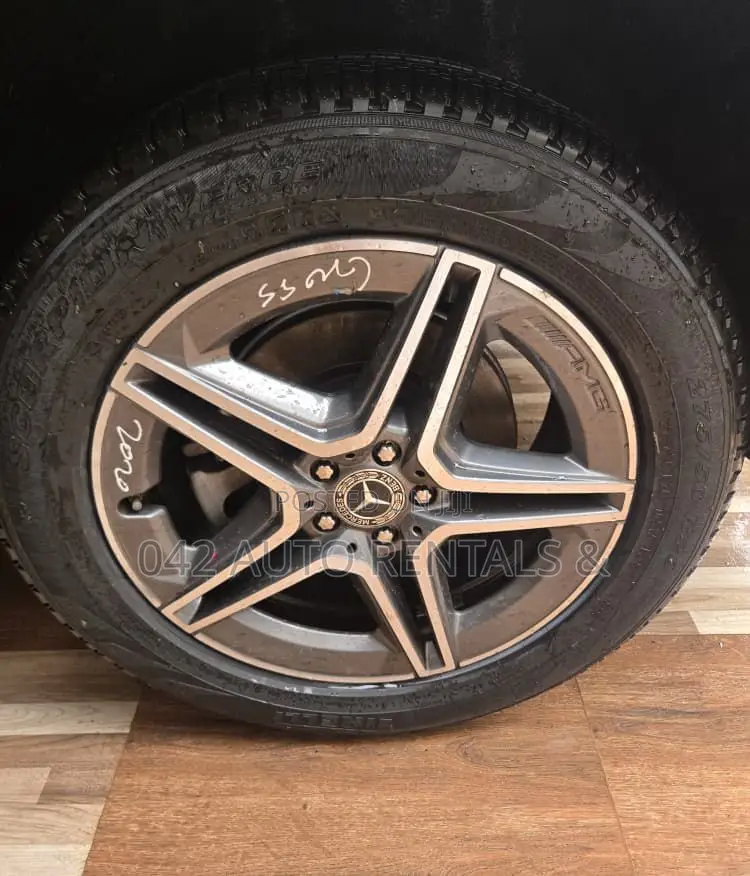 Mercedes-Benz GLE-Class 2021 Blue