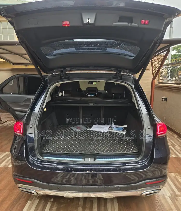 Mercedes-Benz GLE-Class 2021 Blue