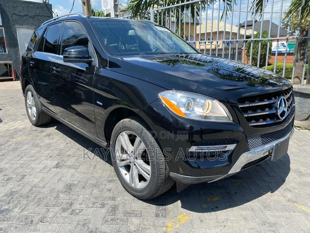 Mercedes-Benz M Class 2013 Black