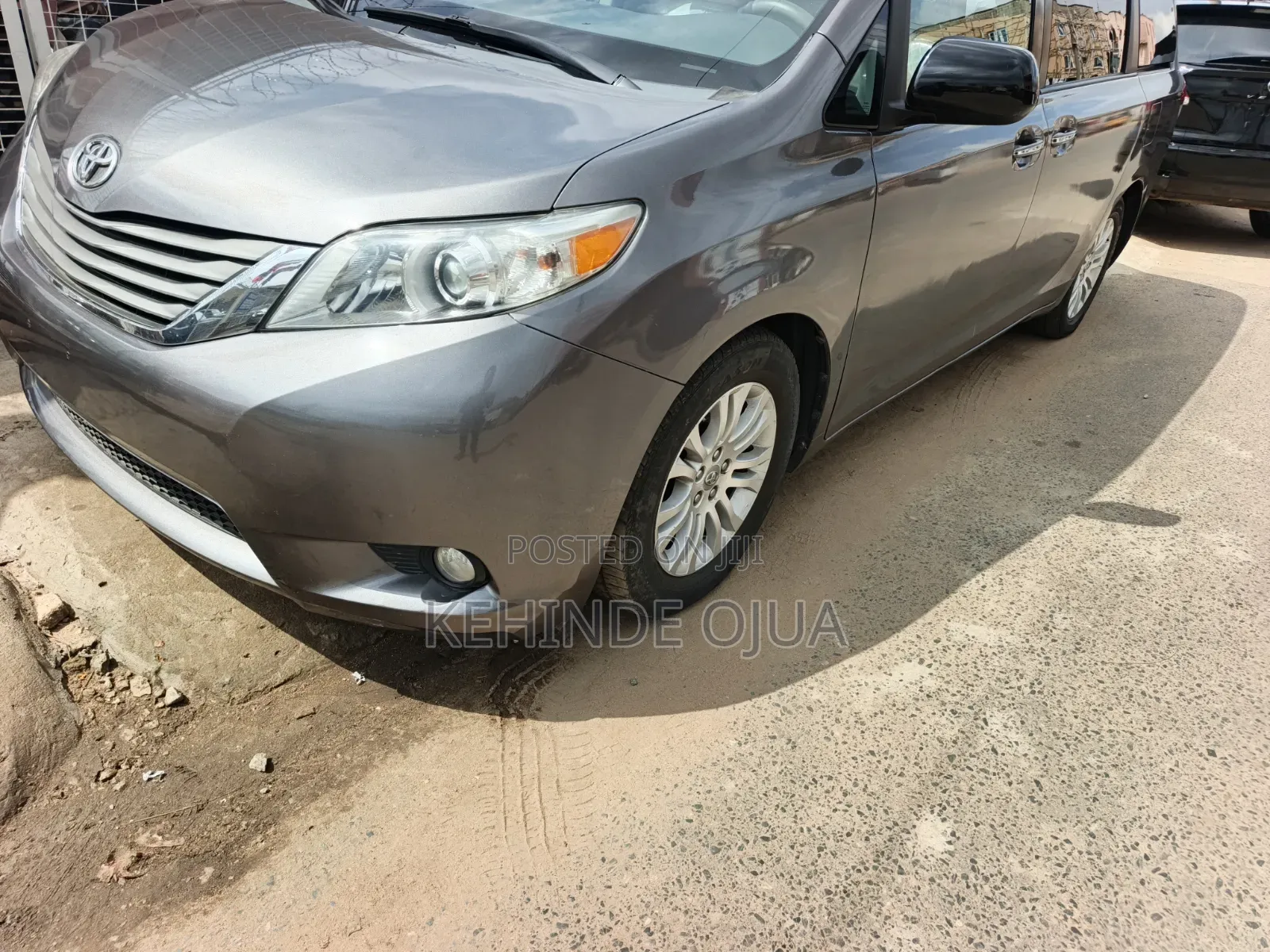 Toyota Sienna 2015 Gray