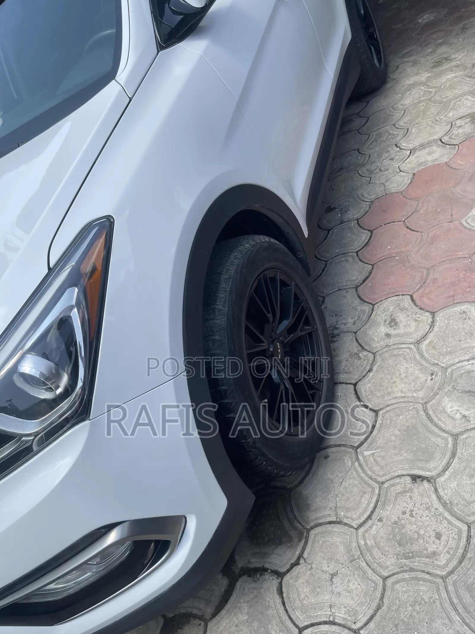 Hyundai Santa Fe SE AWD 2017 White