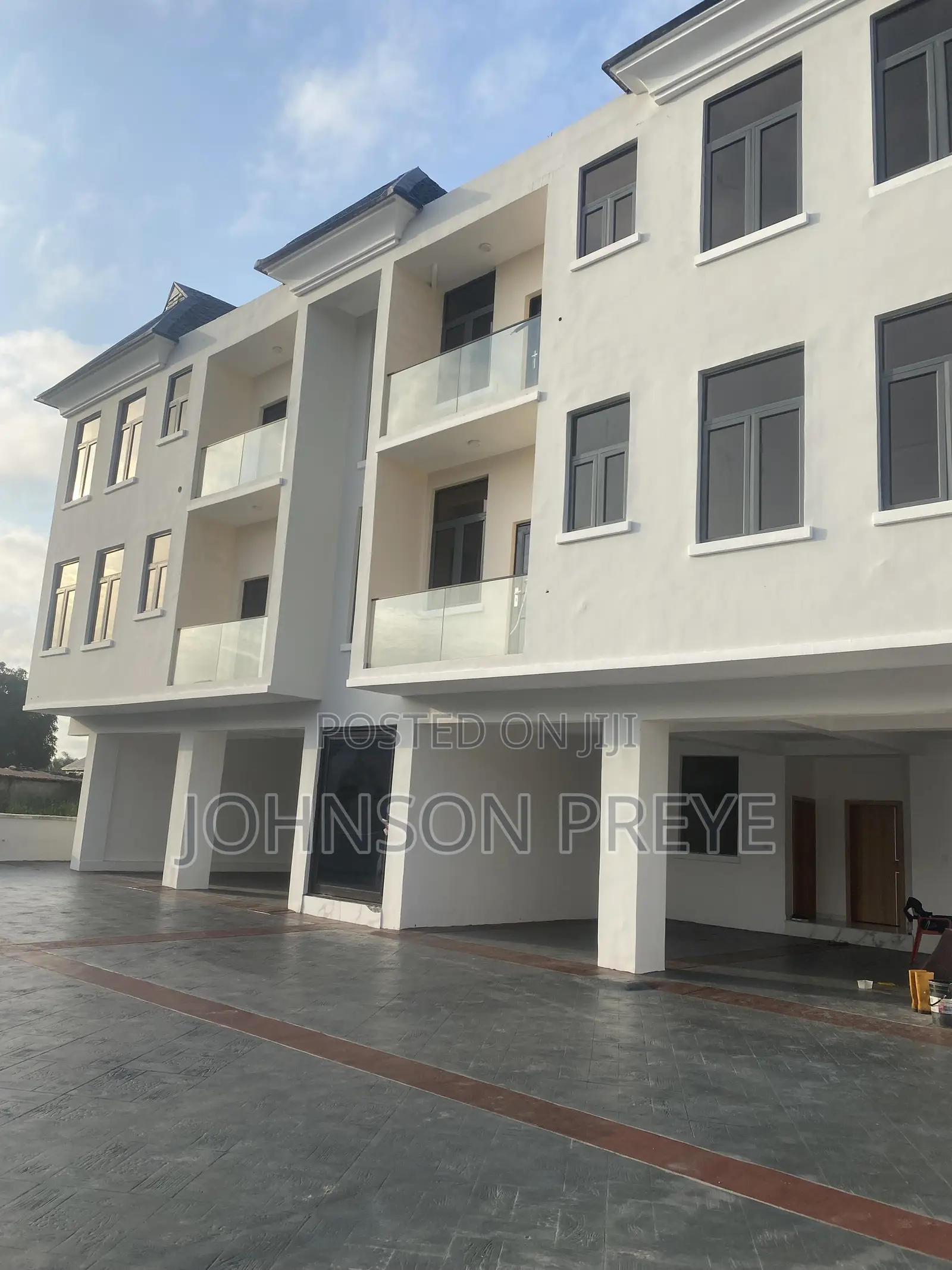2bdrm Apartment in Fidiso Estate, Sangotedo for rent
