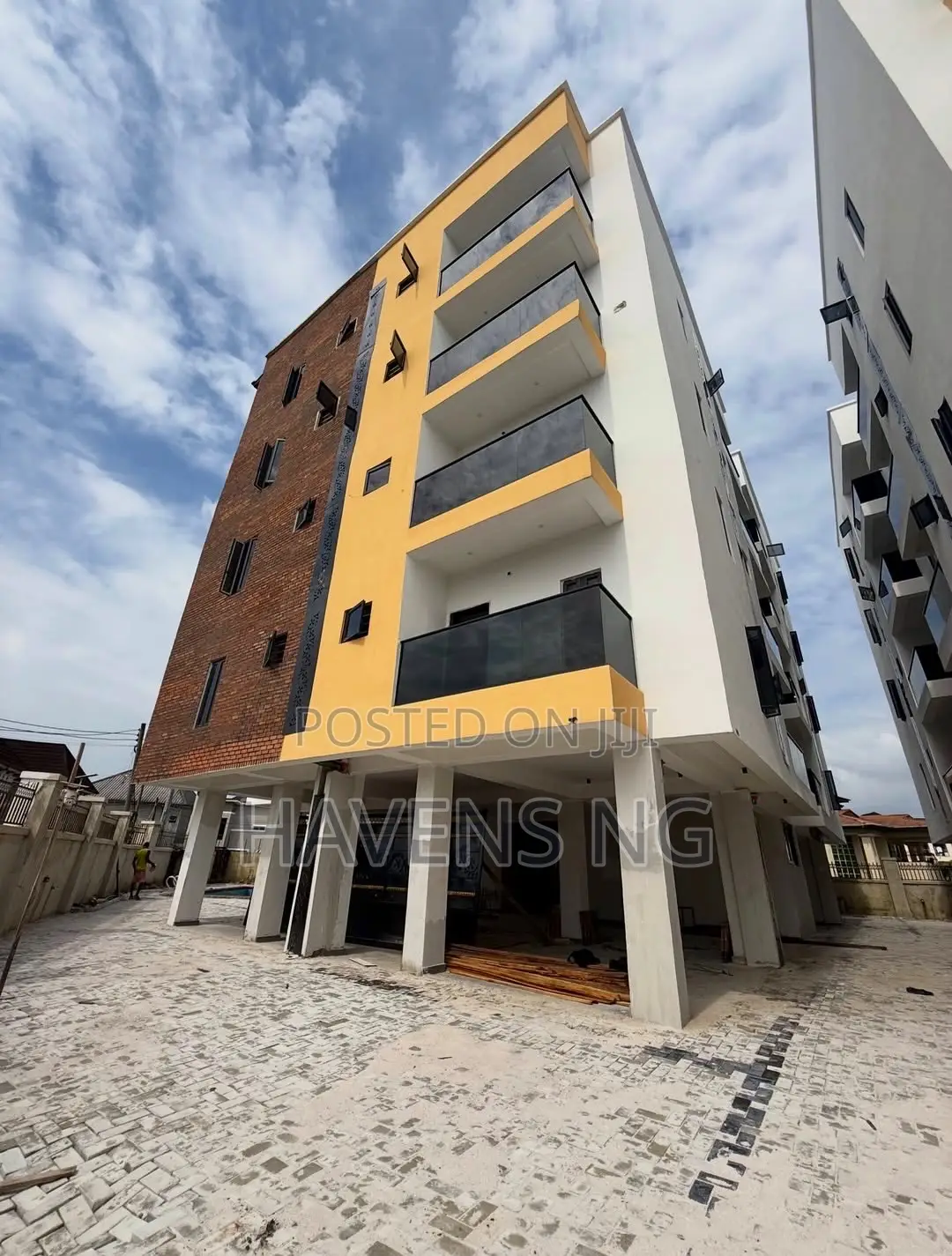 2bdrm Apartment in GRA Phase 1 / Port-Harcourt for sale