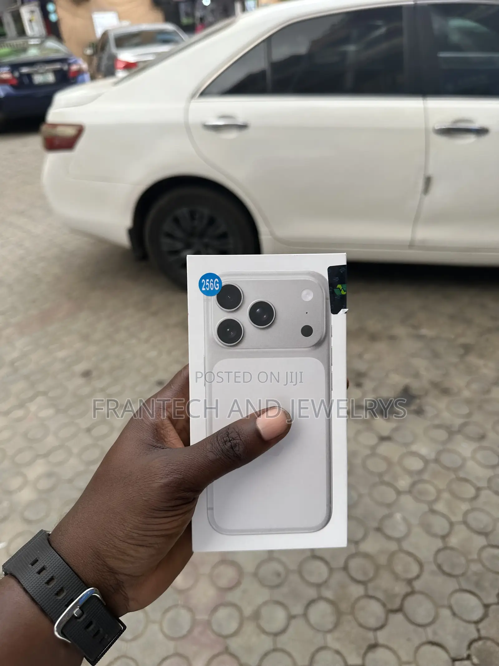 New Apple iPhone 17 Pro 256 GB Silver