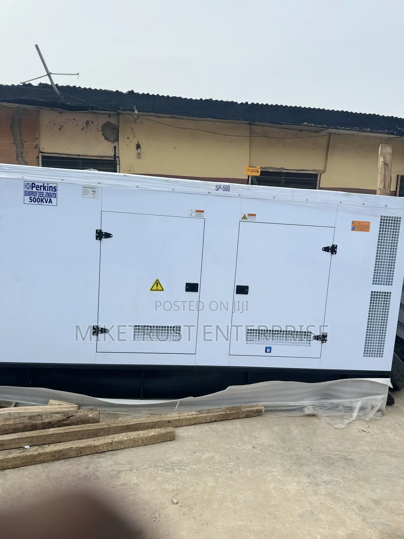 Perkins High Quality 500kva Soundproof Generator