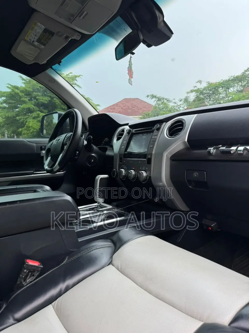 Toyota Tundra 2018 Black