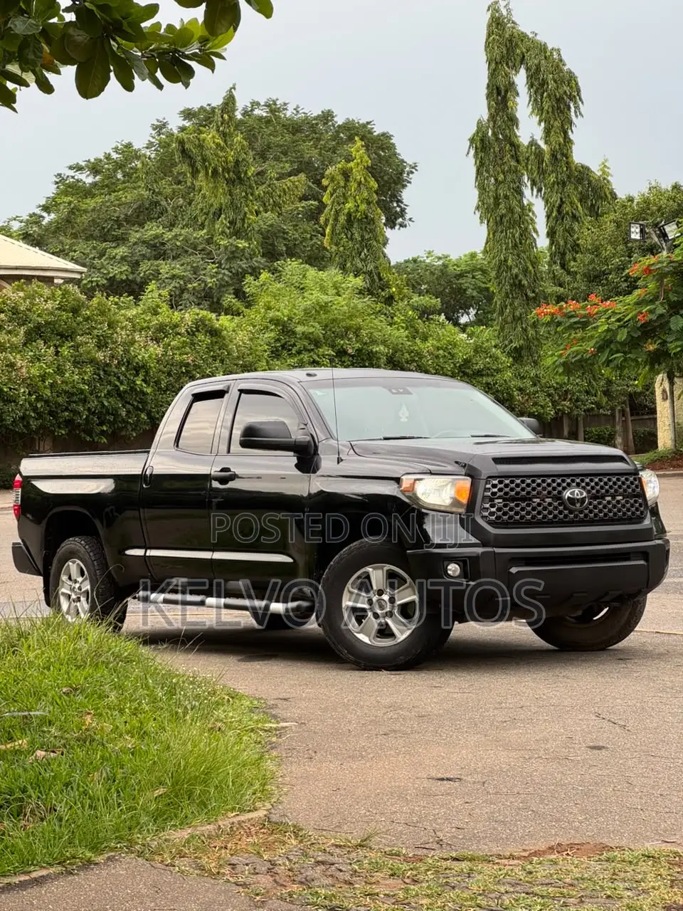 Toyota Tundra 2018 Black