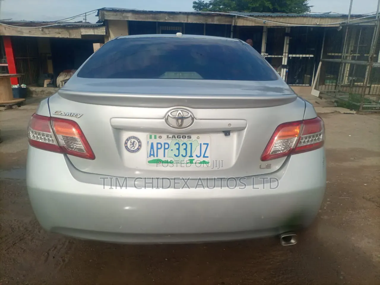 Toyota Camry LE 4dr Sedan (2.5L 4cyl 6AM) 2010 Silver