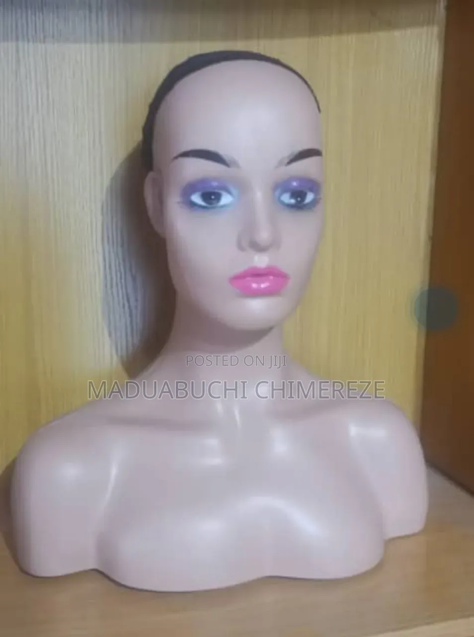 Local Female Cosmetology Training Mannequin Head With Shoulders