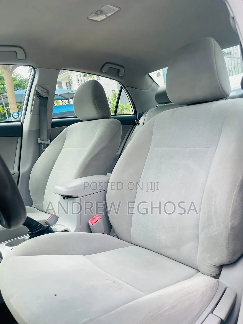 Toyota Corolla 2011 White