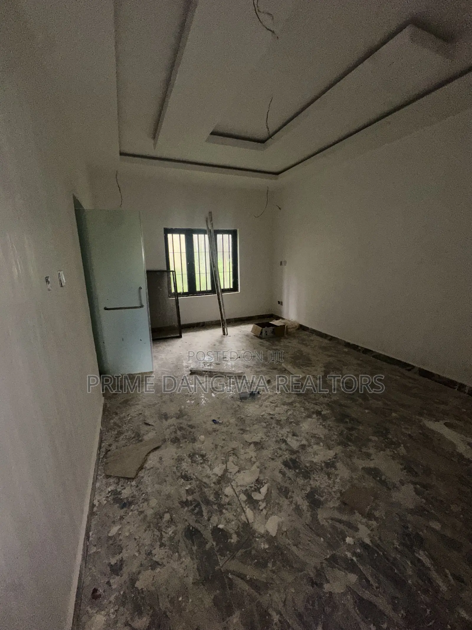 20bdrm Apartment in Guzape for sale