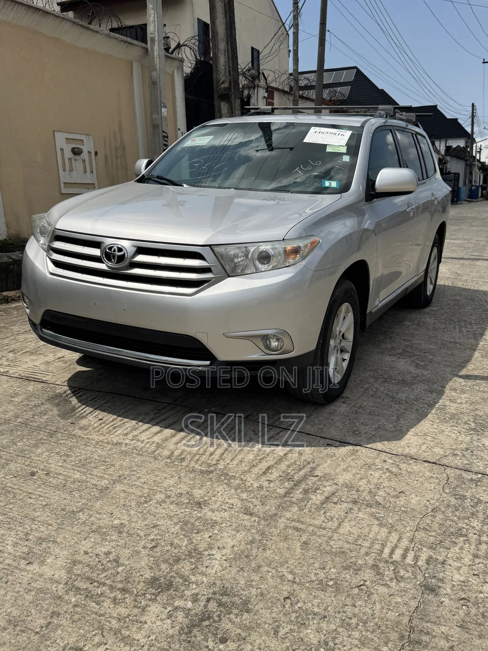 Toyota Highlander SE 3.5L 4WD 2013 Silver