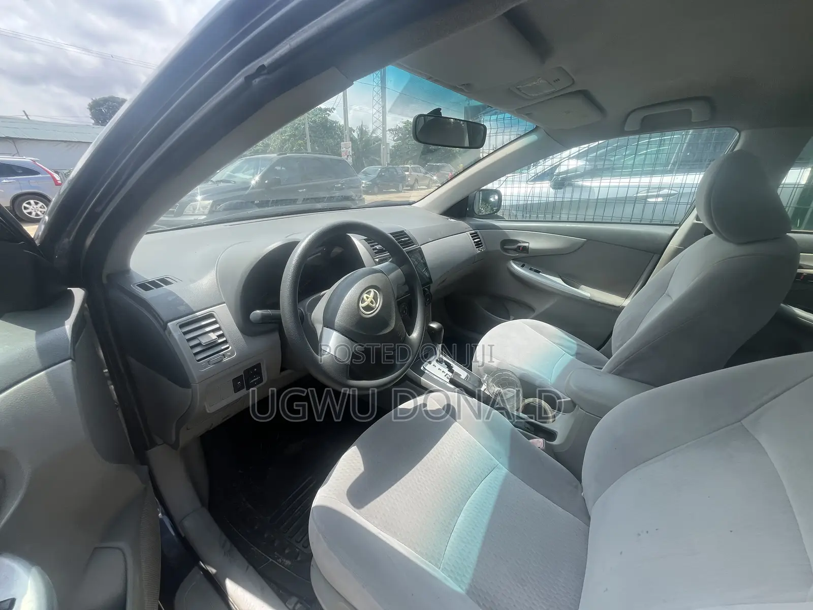 Toyota Corolla 2009 Gray