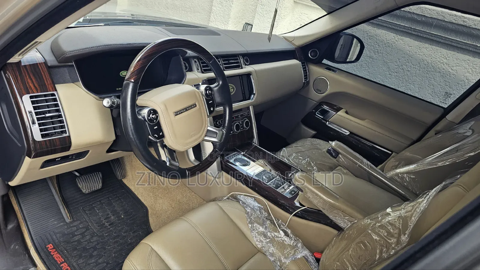 Land Rover Range Rover Vogue 2015 Silver