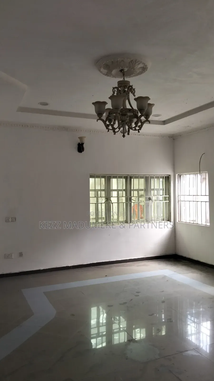 4bdrm Duplex in Elekahia, Stadium for sale