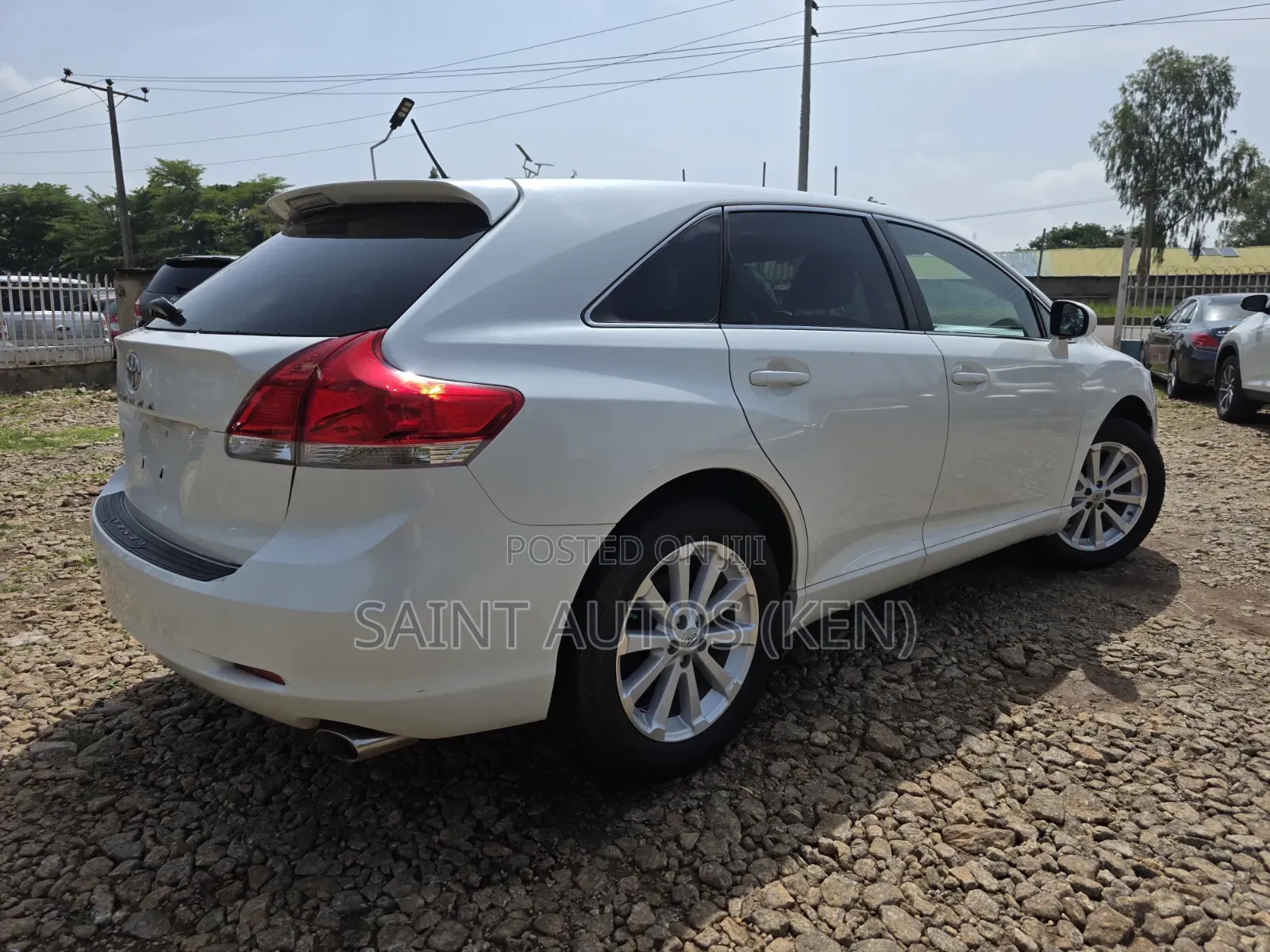 Toyota Venza 2010 White