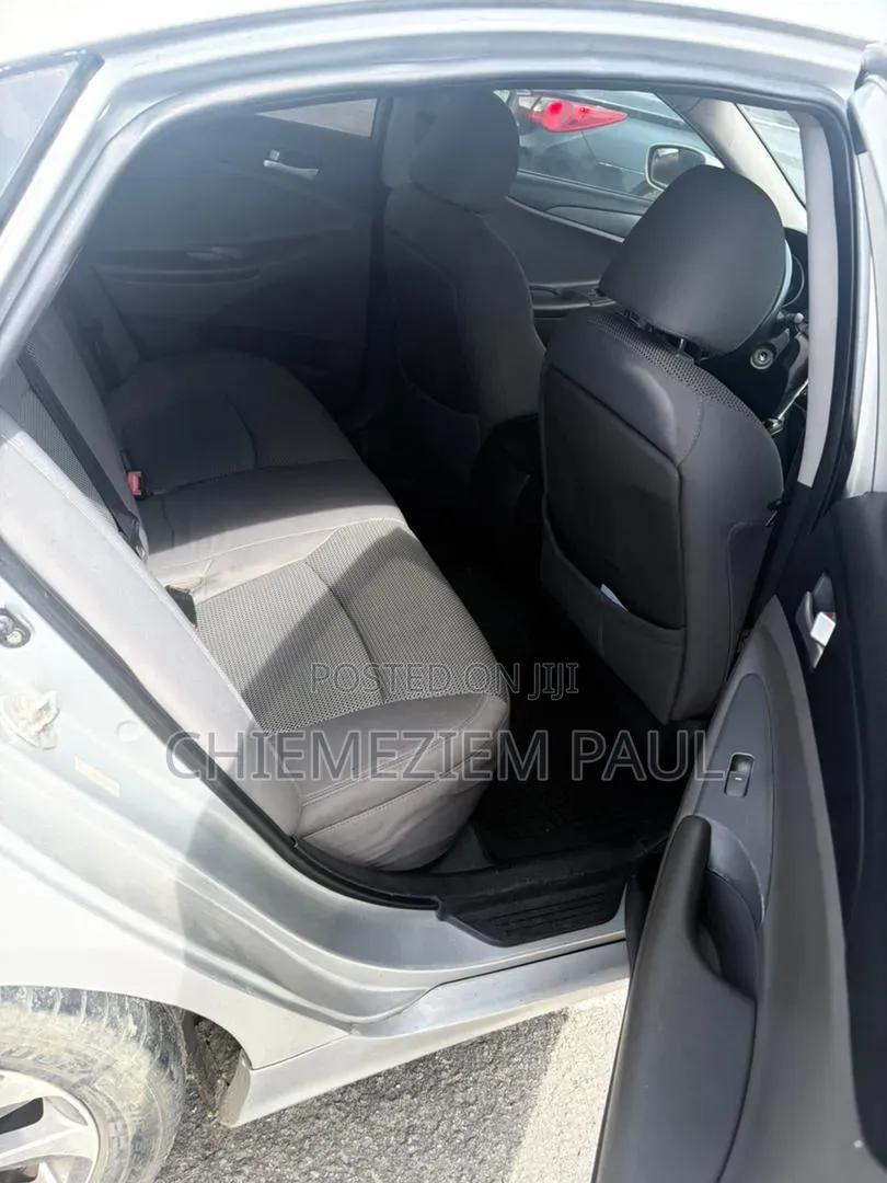 Hyundai Sonata 2011 Silver
