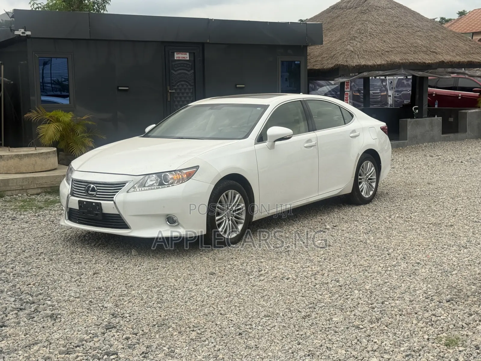 Lexus ES 350 FWD 2013 White