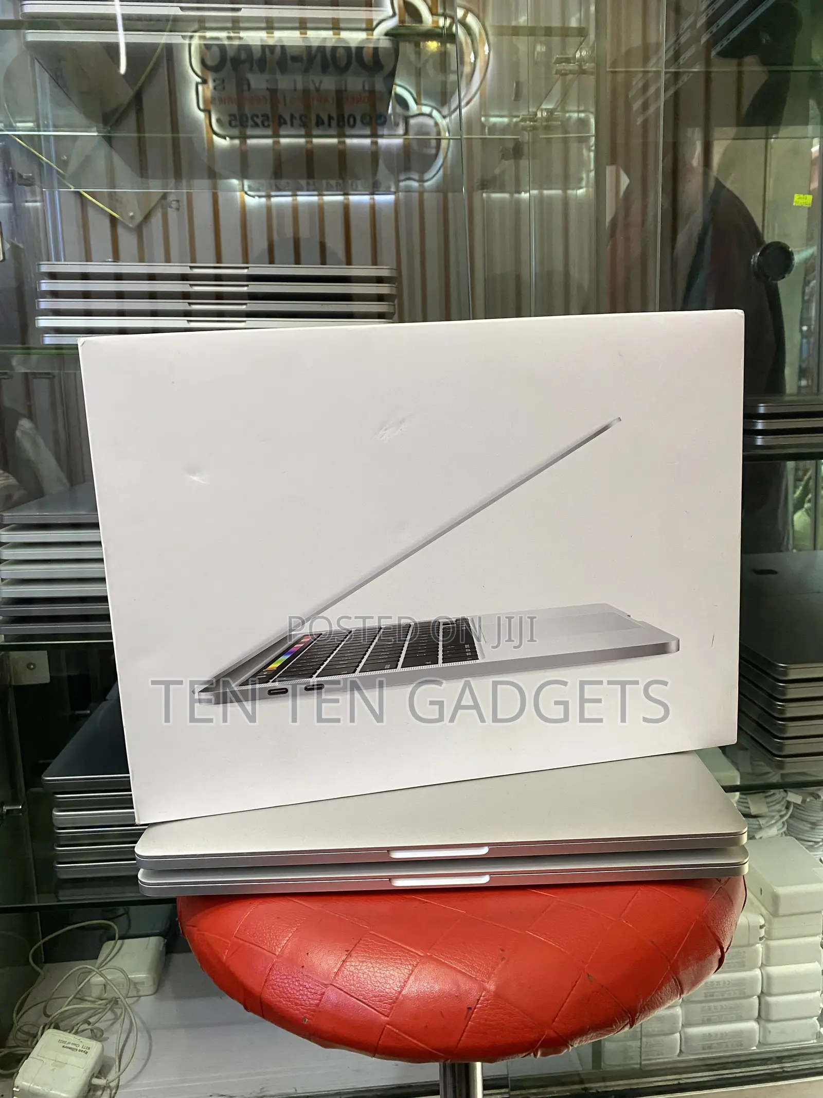 Laptop Apple MacBook Pro 2020 16GB Intel Core i5 SSD 512GB