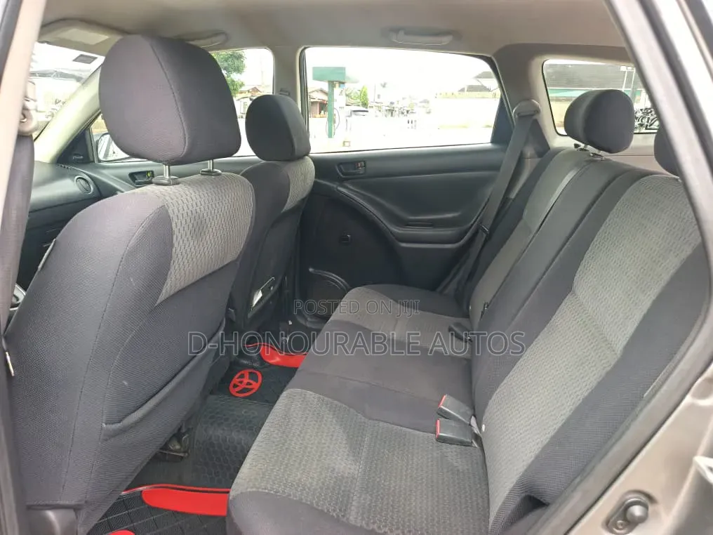 Toyota Matrix 2006 Gray