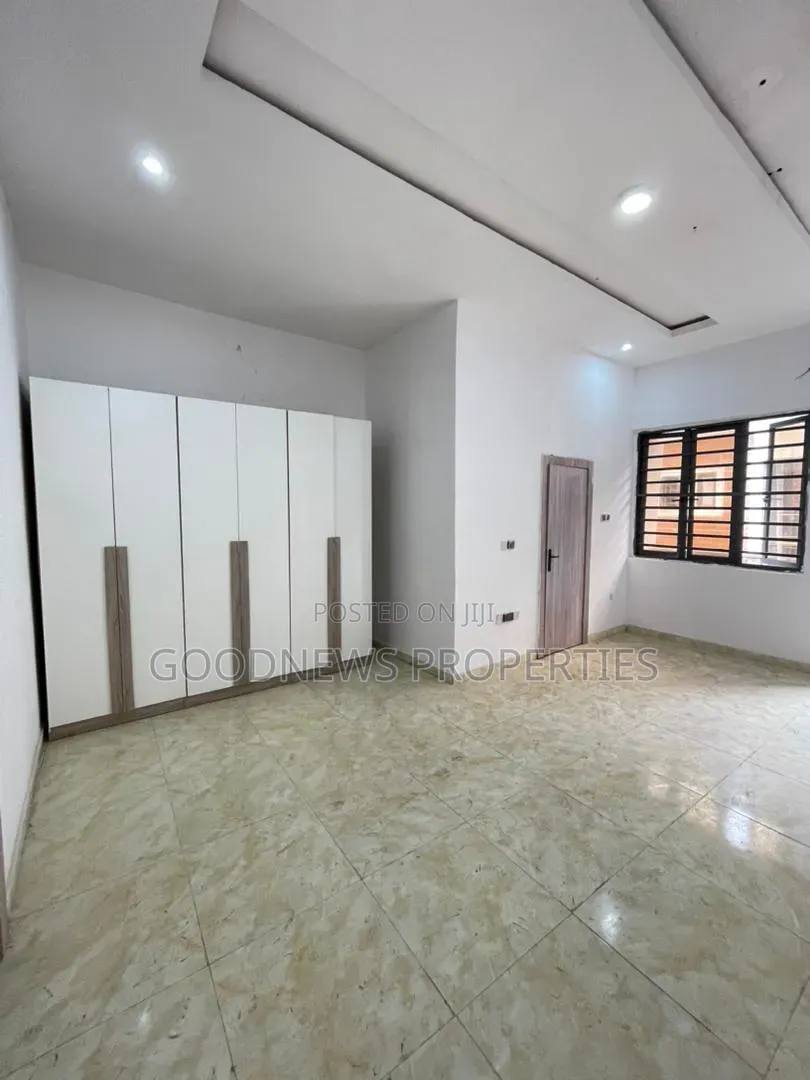 3bdrm Duplex in Vgc, Harris Drive for rent